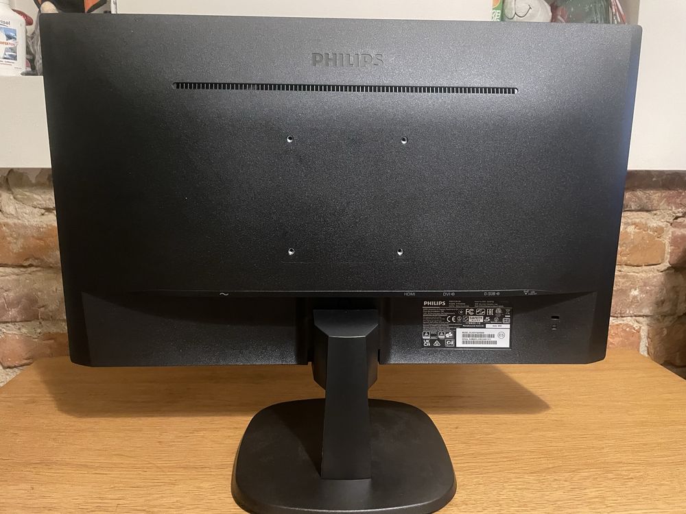 Monitor Philips v-line 243v7qdsb 23.8”