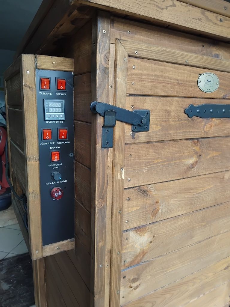 Wędzarnia elektryczna drewniana wędzarnik 250l