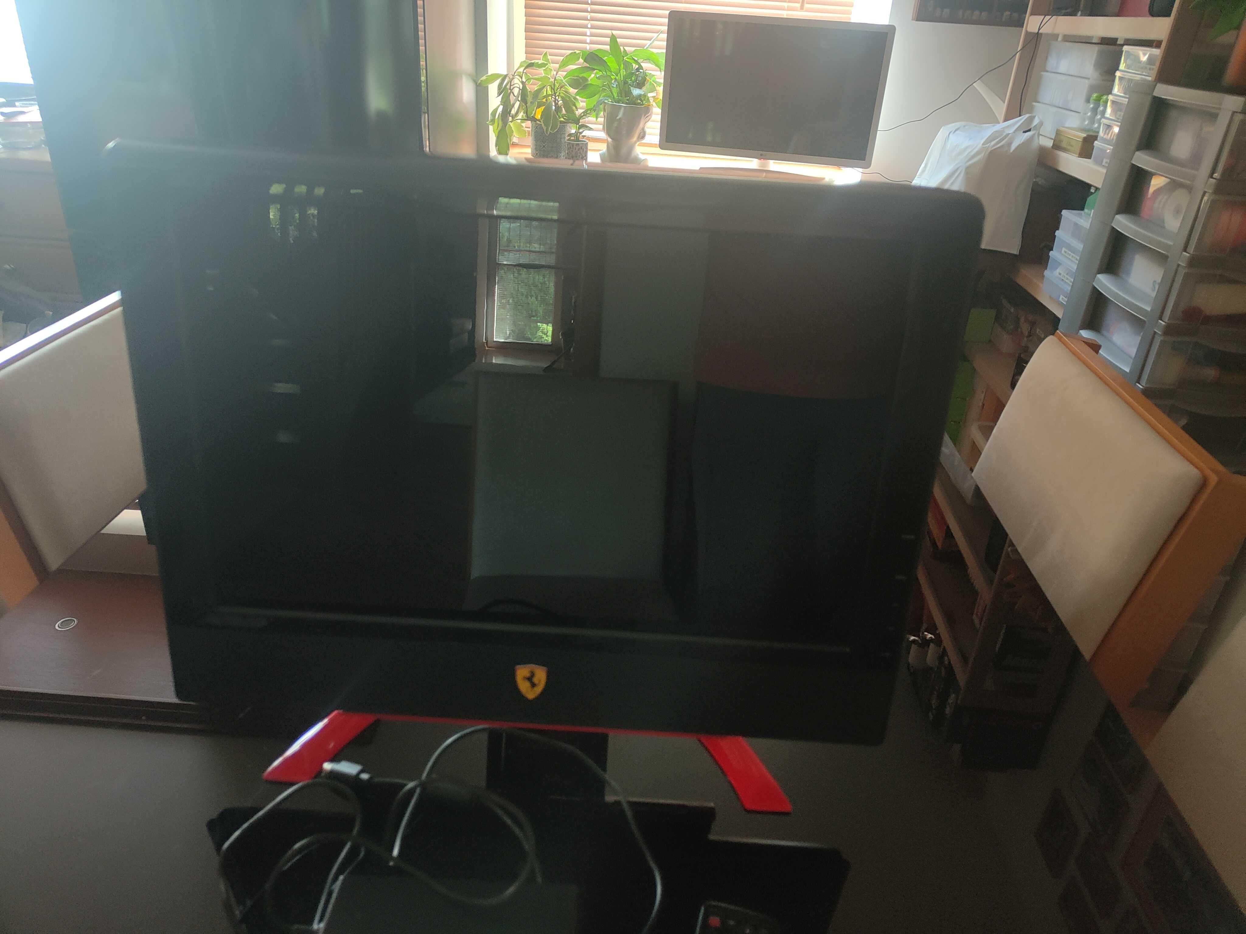 monitor Ferrari F-20 LCD z funkcją TV