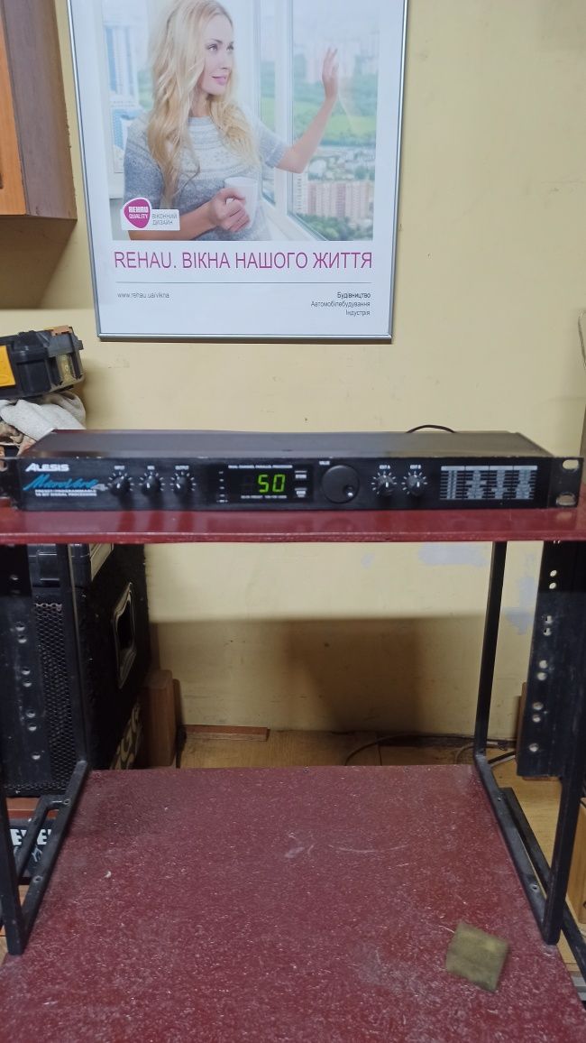 Alesis micro verb 4.Процессор эфекто