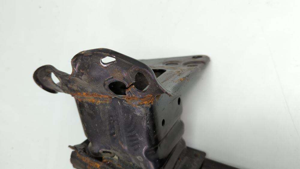 Усилитель переднего бампера для Hyundai Elantra 2021-2023