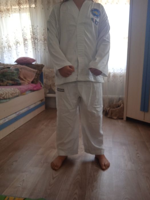 Продам кімано "ТАЕКВАНДО"