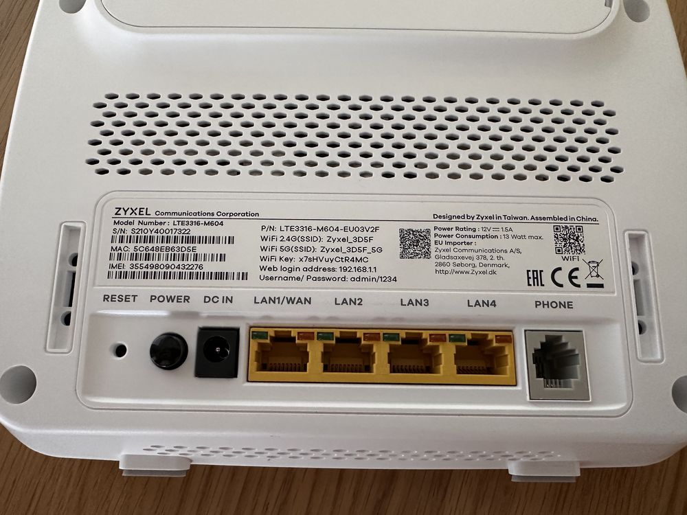 Router modem 4G SIM LTE ZYXEL