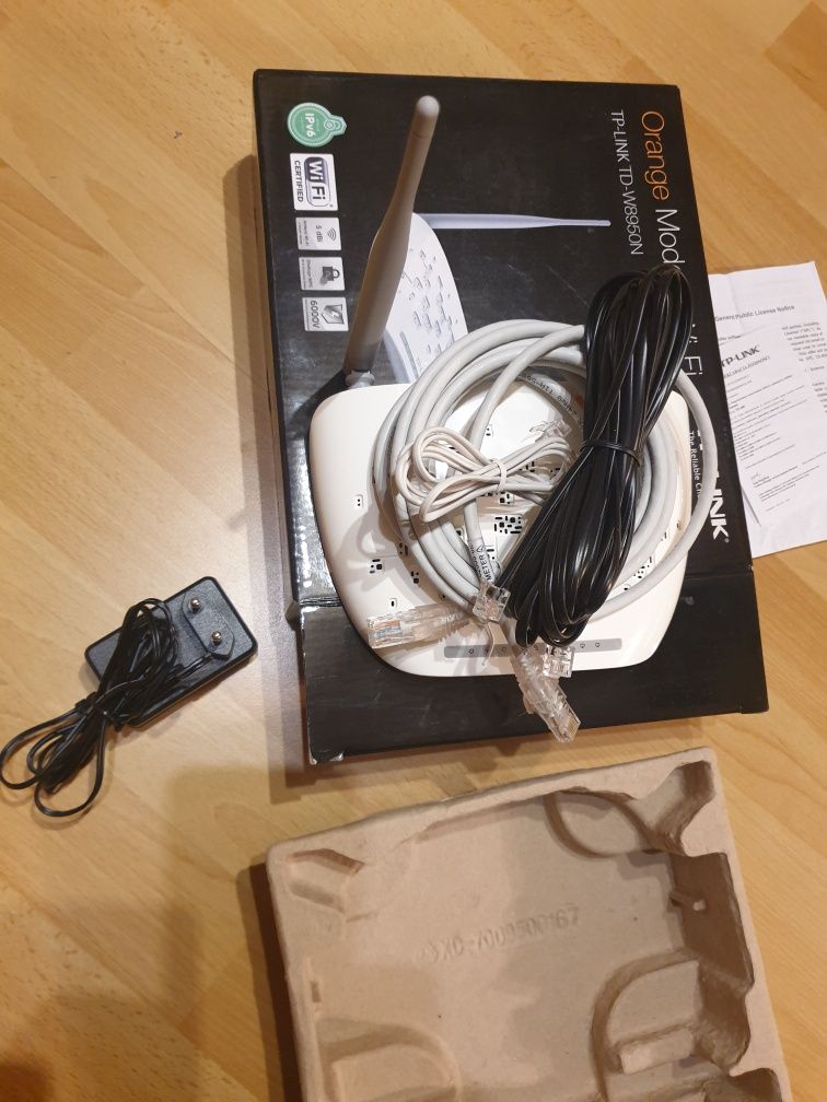 Modem Switch WI-FI TP LINK TD-W8950N zestaw zasilacz kabel RJ45 długi