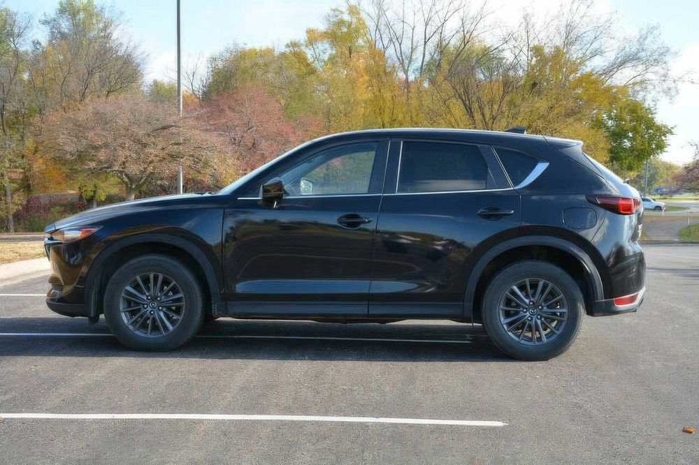 Mazda CX-5 Touring      2020