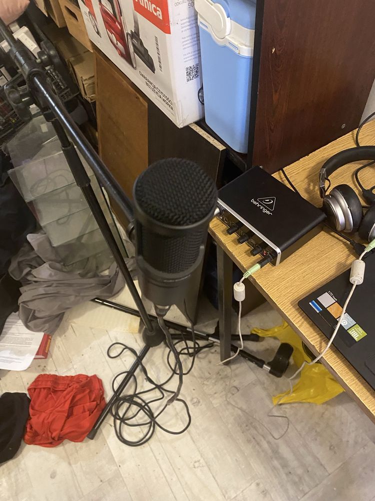 Mikrofon Pojemnościowy Audiotechnika at2020