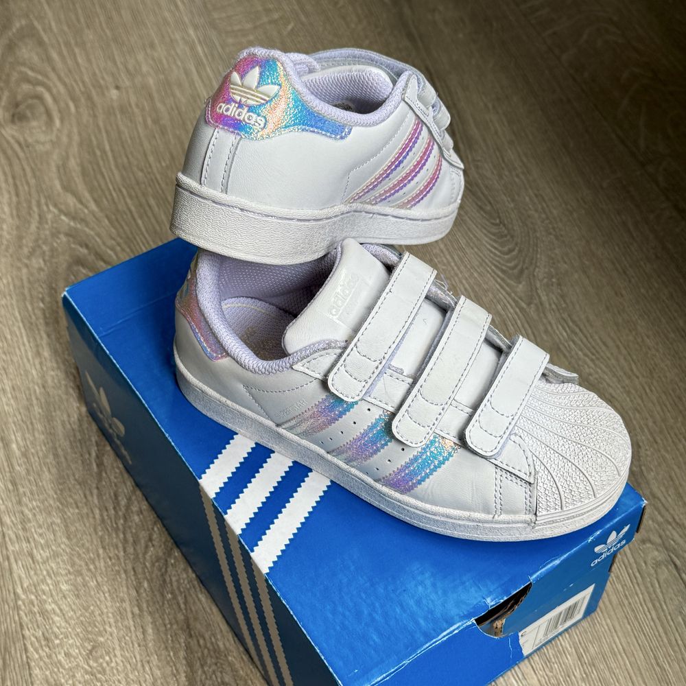 Adidas originals superstar