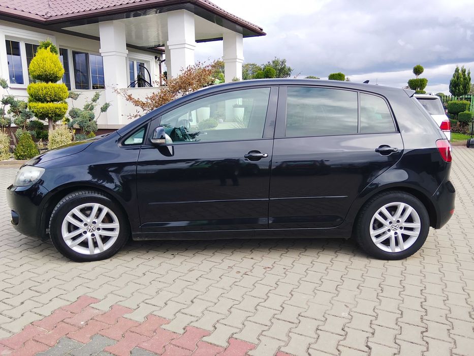 Volkswagen Golf Plus 1.6 TDI 2010 rok 105 km