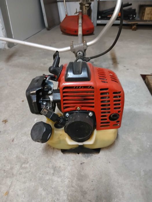 Kosa spalinow Agroma w stanie dobrym.