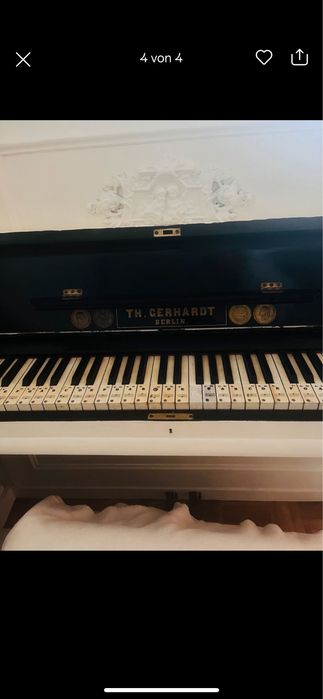 Pianino  biale Th.Gerhard z Berlina