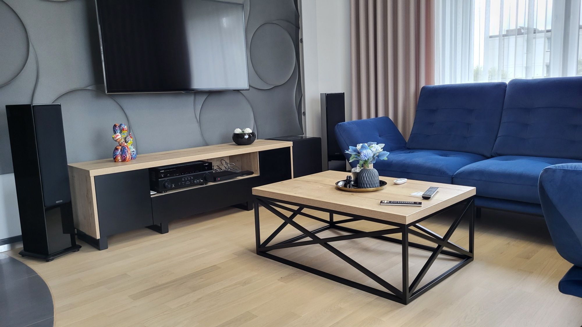 Szafka Rtv "Modena" w stylu LOFTOWYM / INDUSTRIALNYM