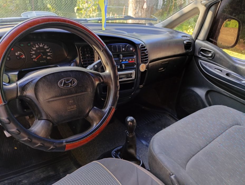 Продам бус Hyundai h-1