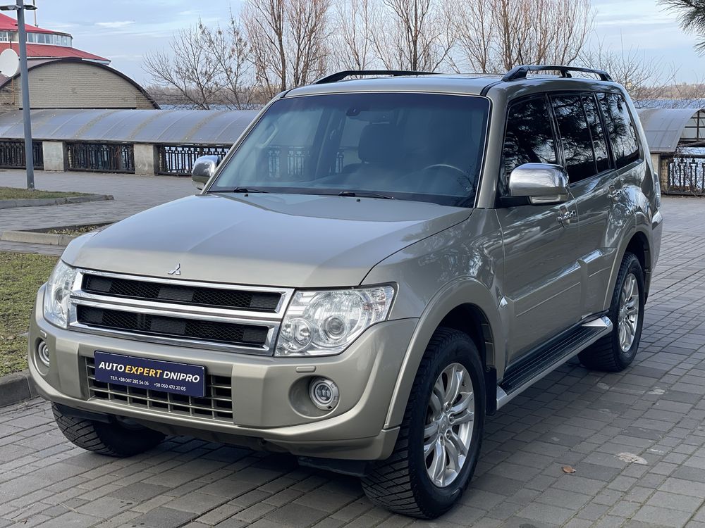 Mitsubishi Pajero Wagon 2014