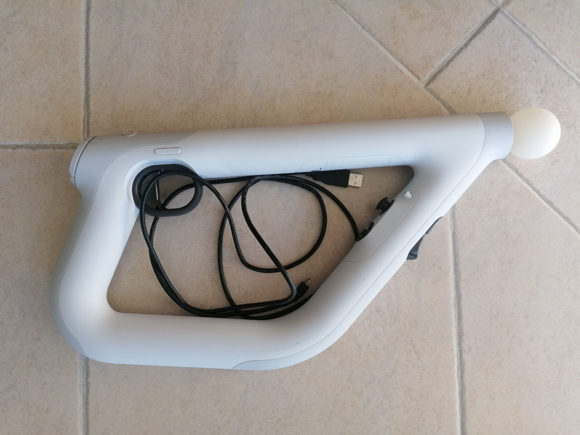 Pistola VR - com cabo para carregar