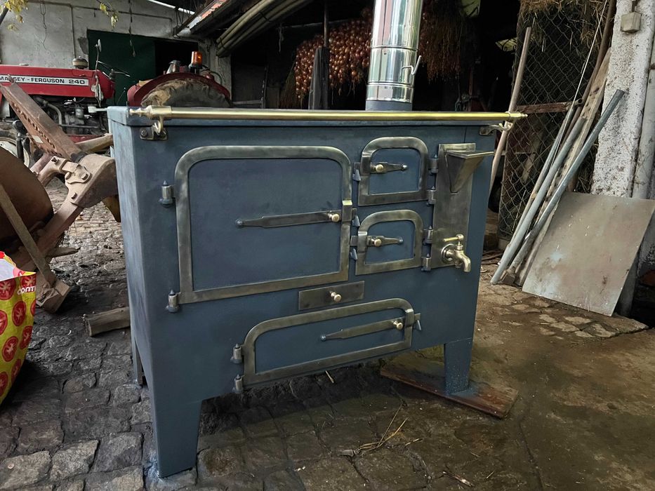 Fogão a lenha usado