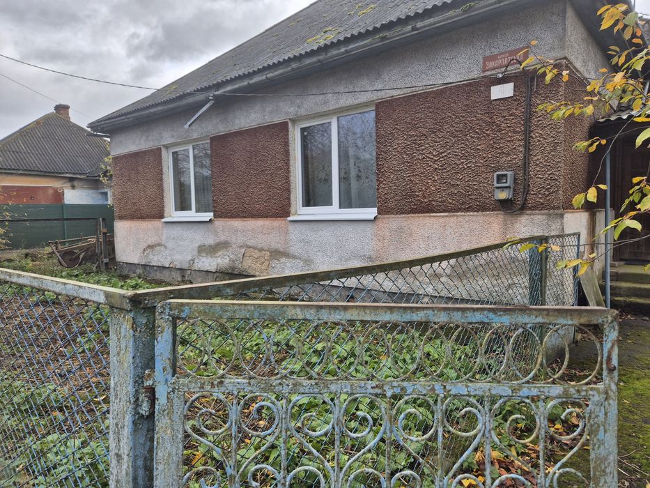 Будинок на продаж