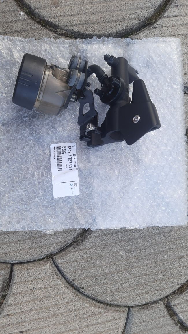 Pompa Hamulcowa Przód Zbiorniczek BMW F800S F800ST F800GT K71 Nowa