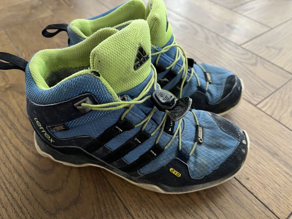 Adidas terrex buty trekingowe  rozmiar 33