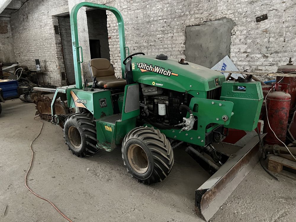 Траншеекопатель DITCH WITCH RT45 2015 год