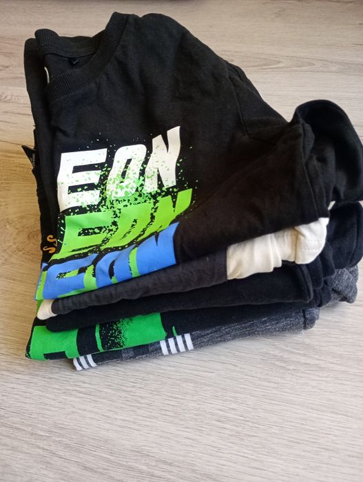 Bluzki chłopięce 134/140