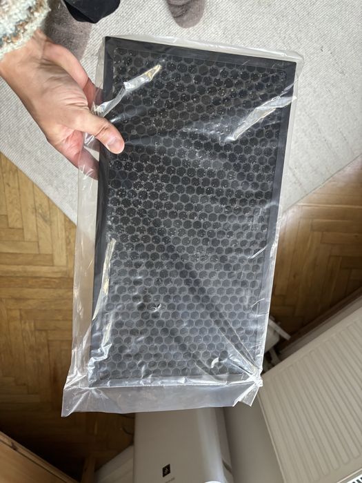Oczyszczacz powietrza i nawilżacz Sharp UA-HD50E-L