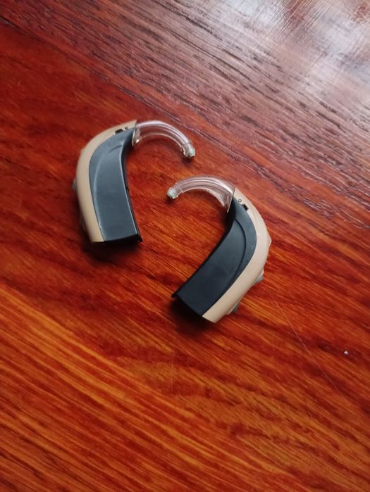 Продам б/у вушні апарати в відмінному стані