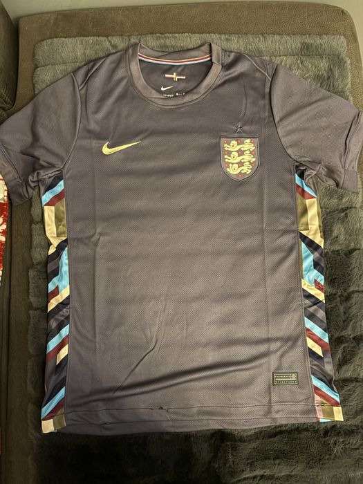 Koszulka reprezentacji Anglii wyjadowa