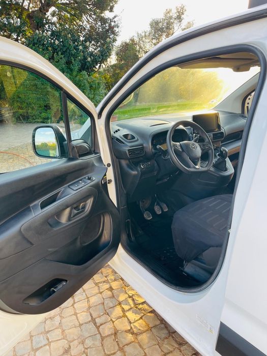 Opel Combo 1.5d L1 poucos km