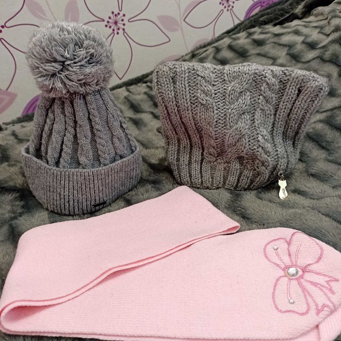 Шапки, шарф, рукавички, набор для девочки, 3-8 лет.