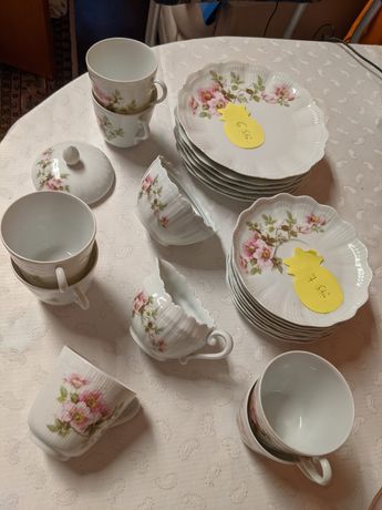 ..Porcelana francuska.antyk. 1970.