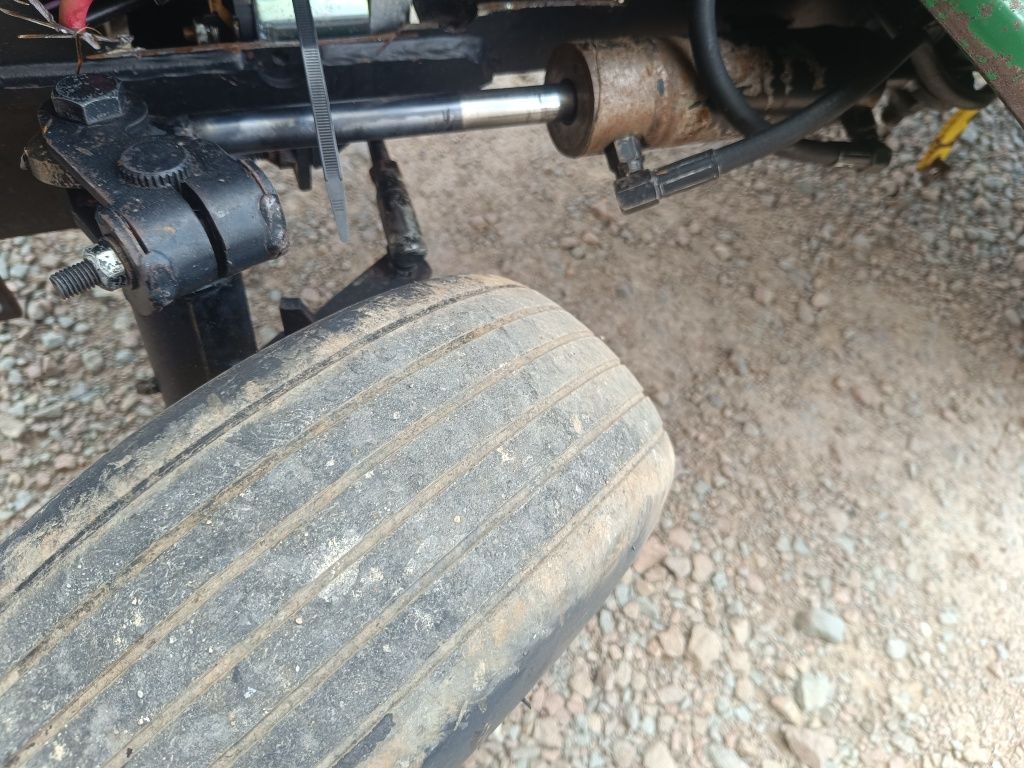 Traktorek John Deere