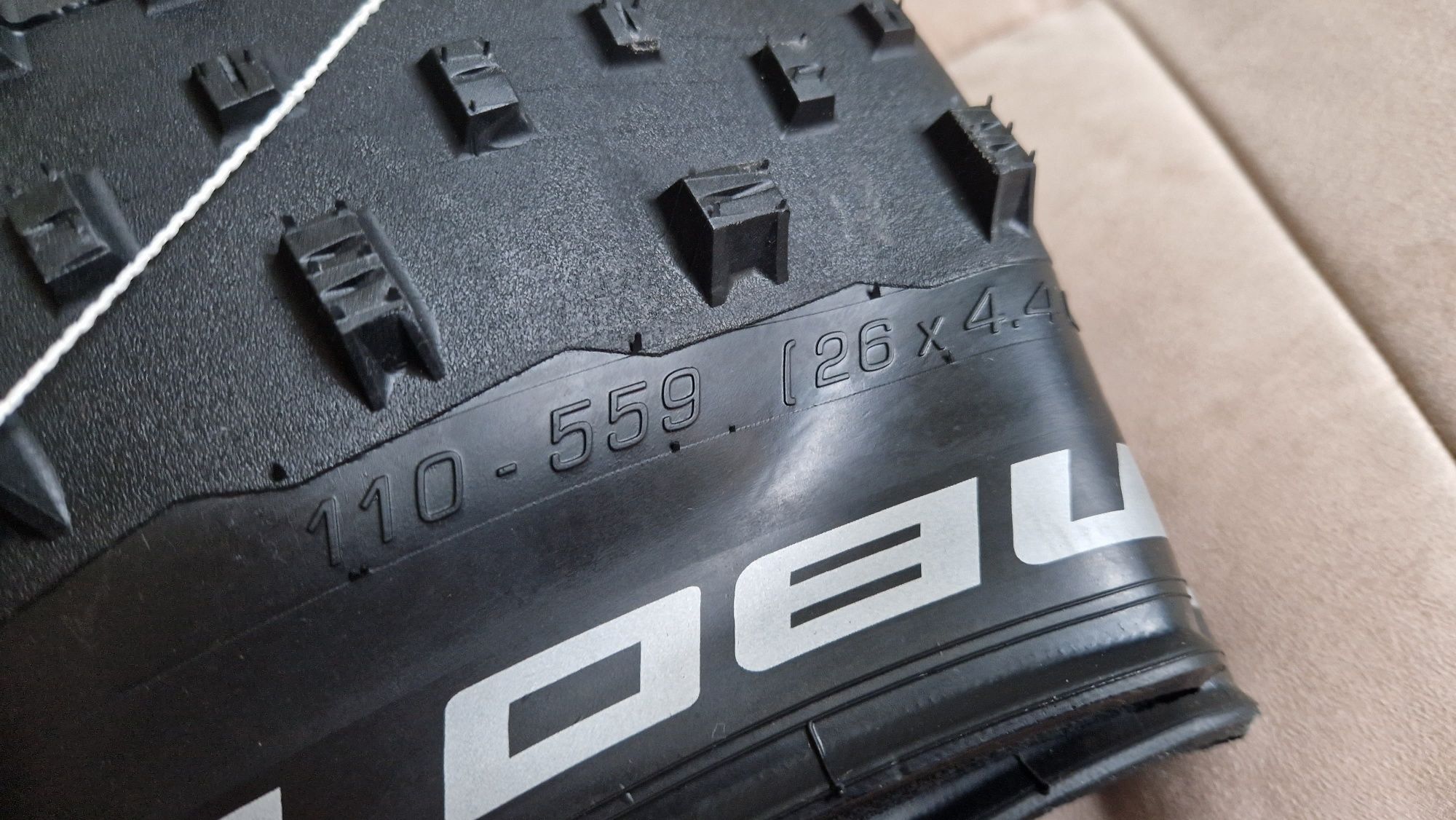 Nowe dwie  opony do Fatbike SCHWALBE Jumbo Jim 26x 4.4 zwijane addix