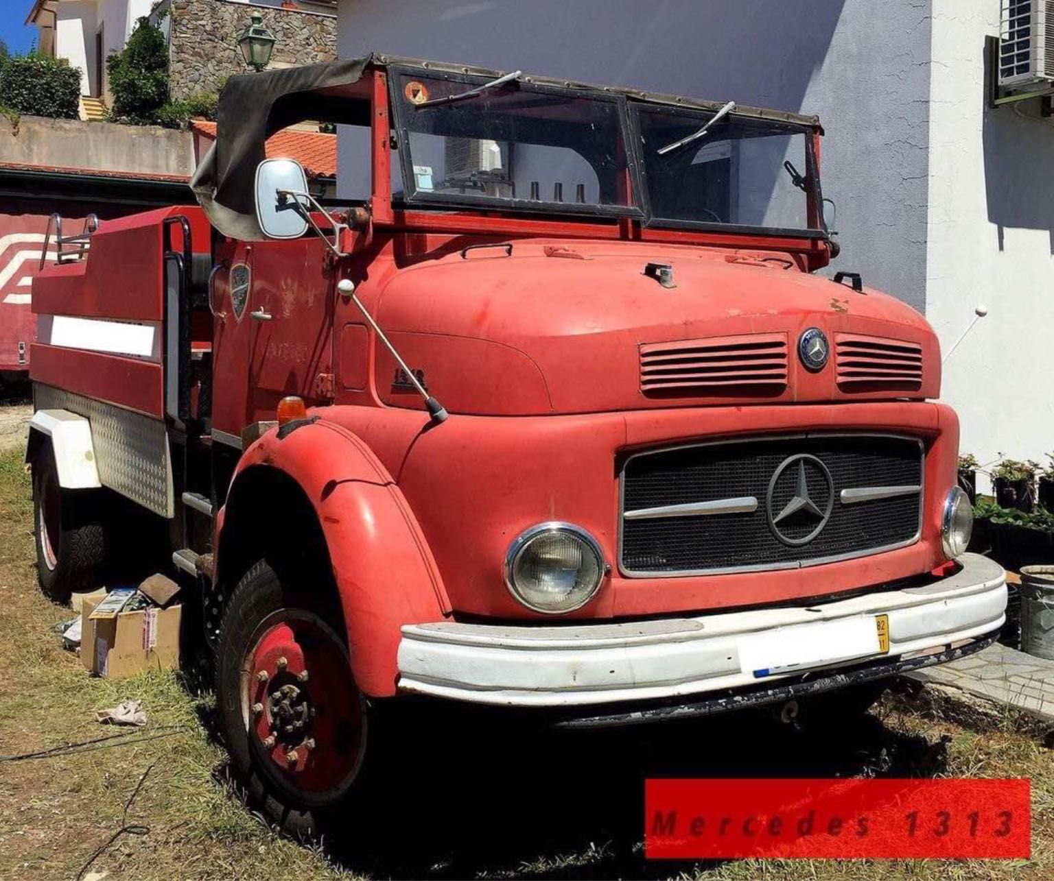 Camião Mercedes 1313 4x4 descapotável