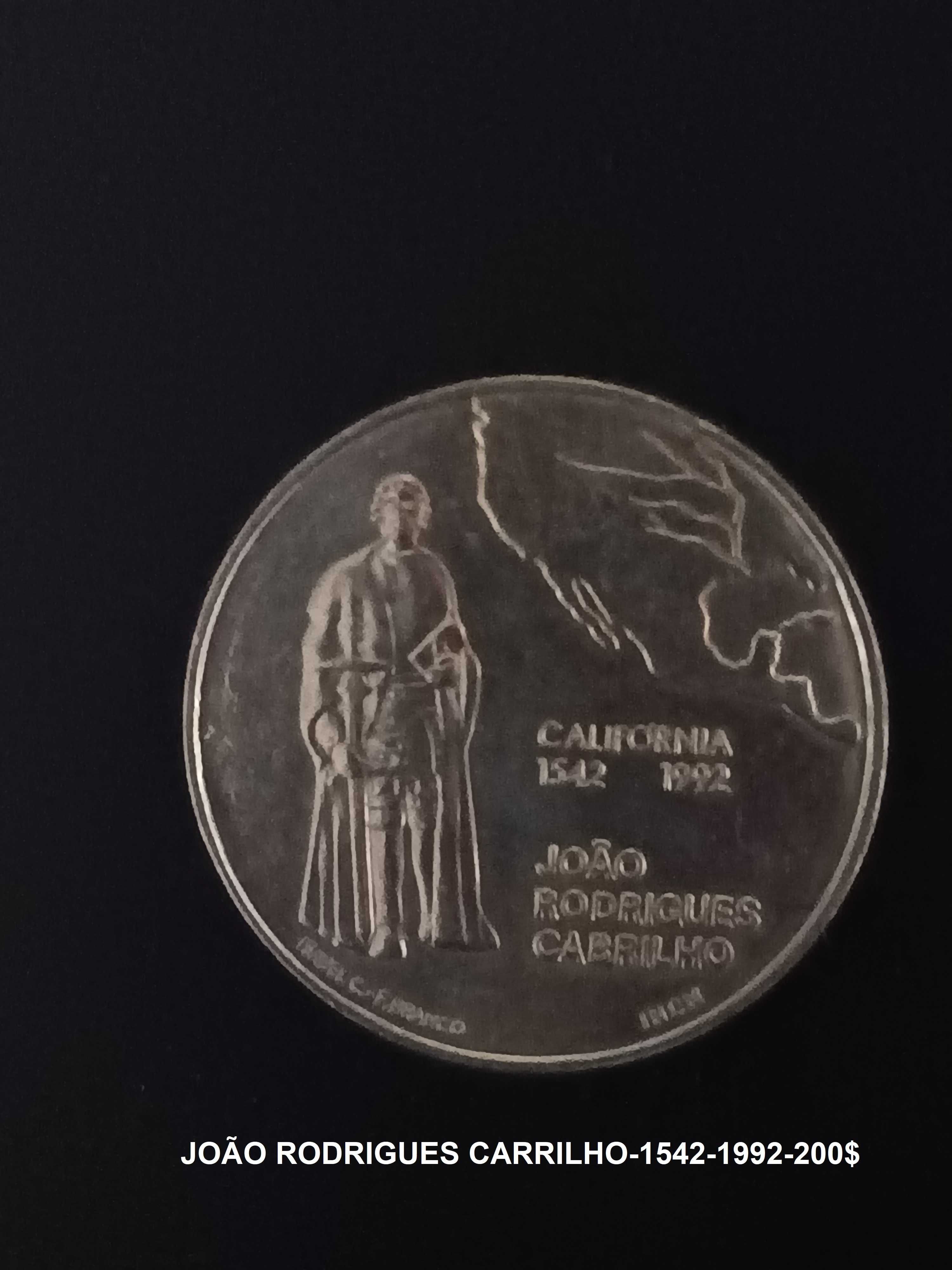 Moedas comemorativas em escudos