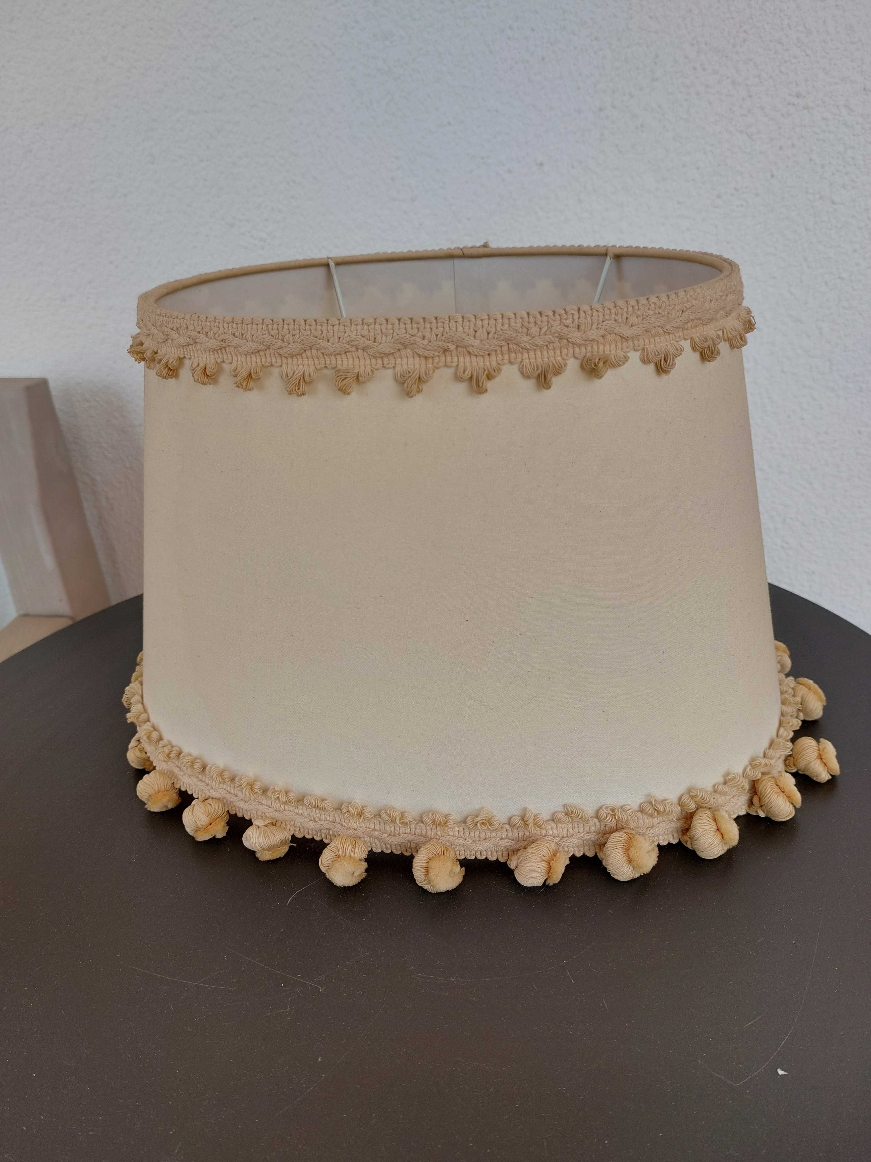 Abajour formato oval