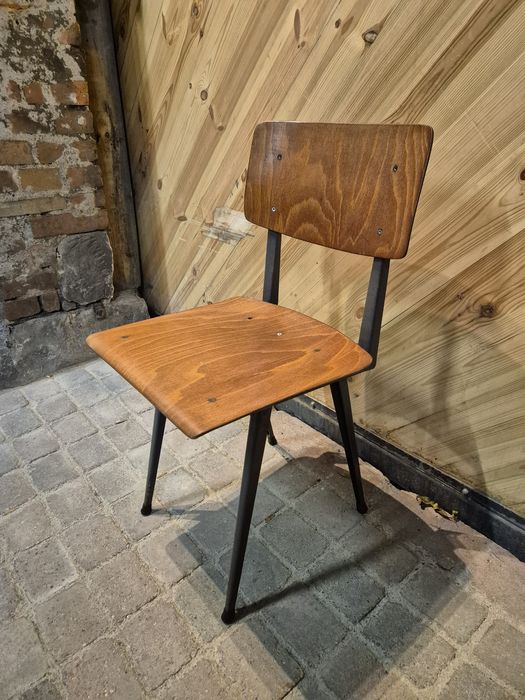 72x Krzesło z duńskiej szkoły katolickiej | Loft | Vintage | Retro |