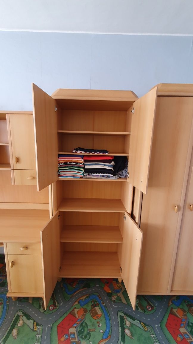 Meble młodzieżówe