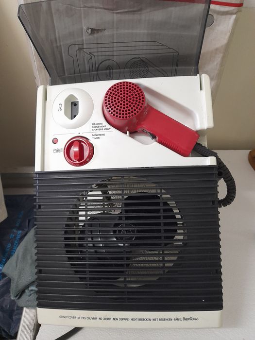 Aquecedor de casa banho com secador e outras funcionalidades