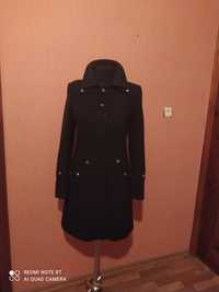 Пальто зимове , чорне , довжина 99см