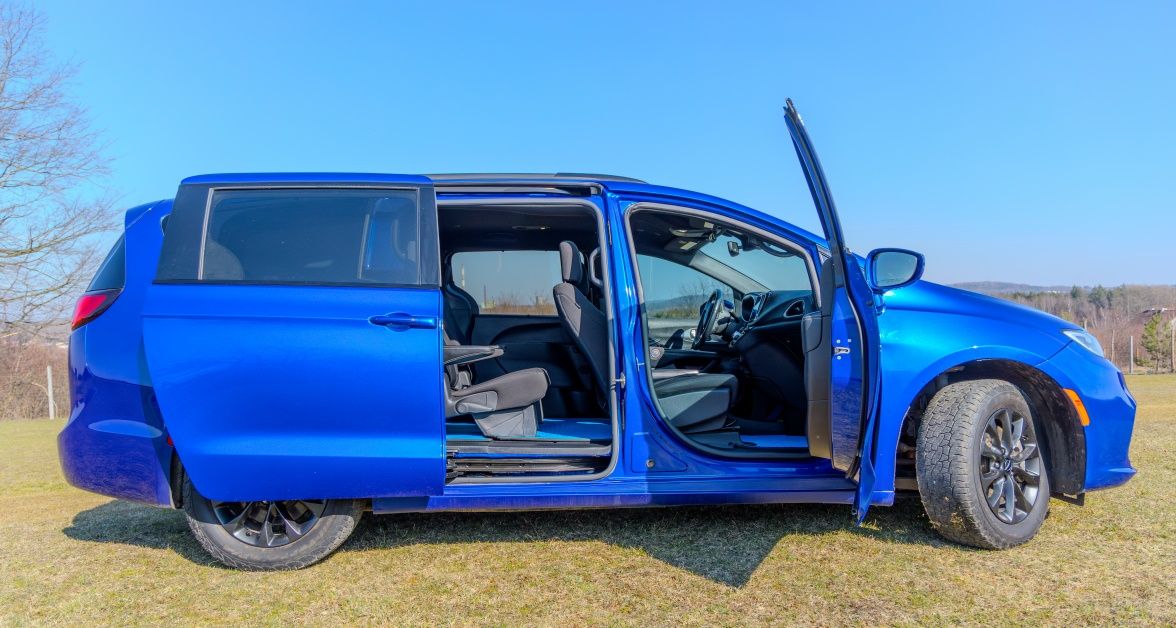 Chrysler pacifica 4x4 4AWD 2021 rok przebieg 130tys 179000zl Trzebinia