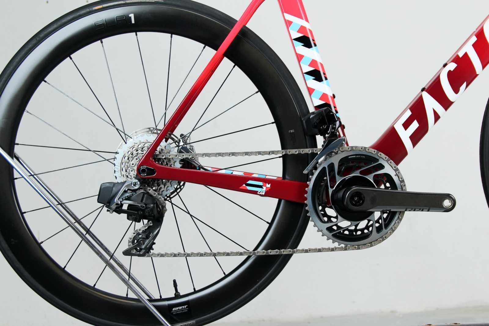 FACTOR ostro VAM Disc Sram Red AXS 2x12, r. 58
