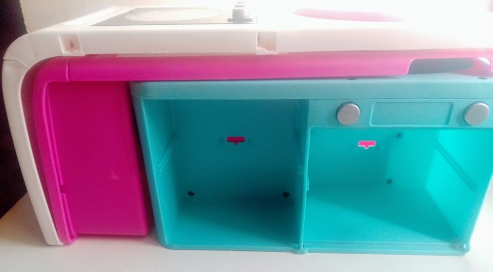 Peças para reposição e roupas Nenuco.