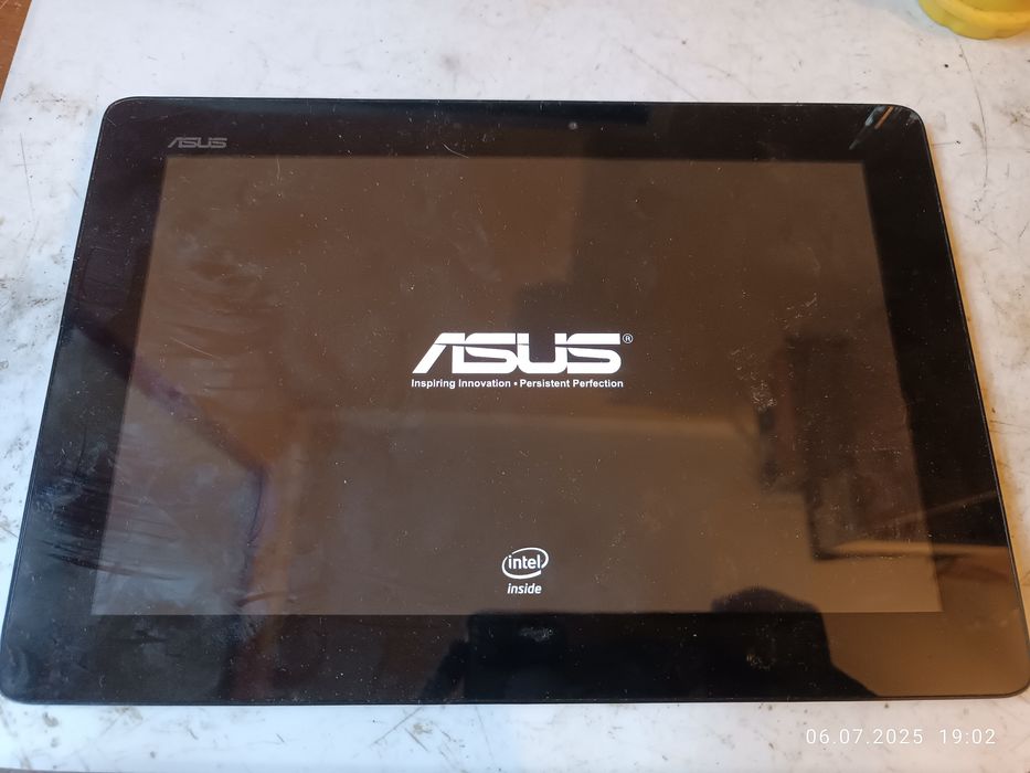 Планшет Asus me302c на запчастини