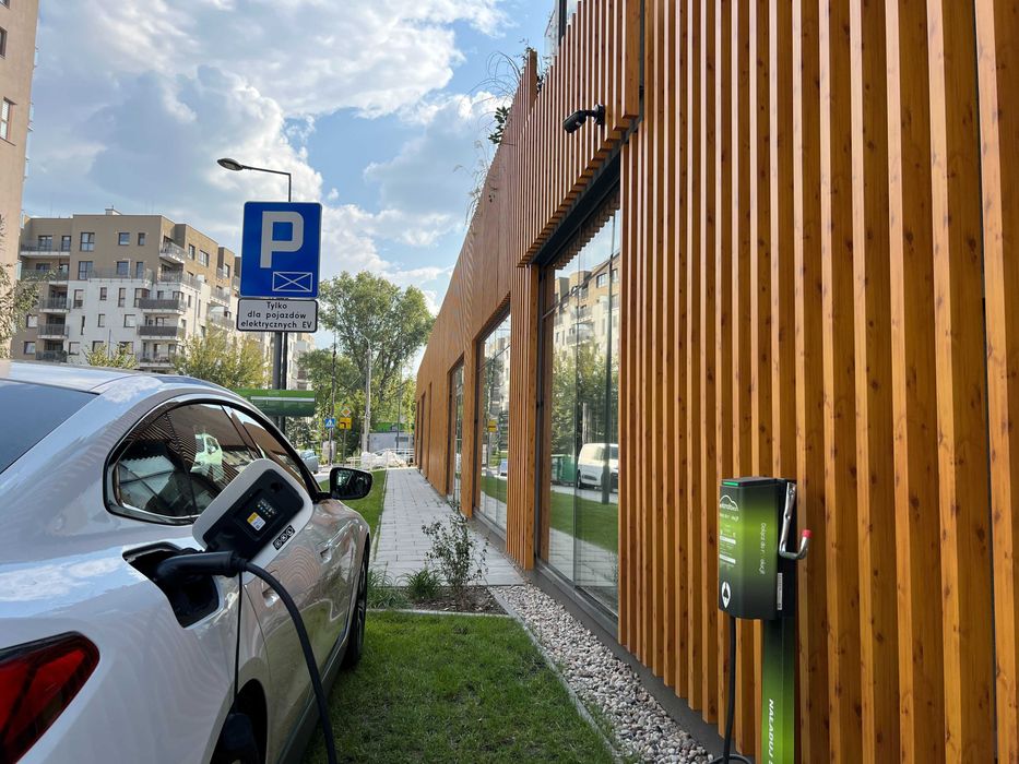 Stacja ładowania samochodów elektrycznych.