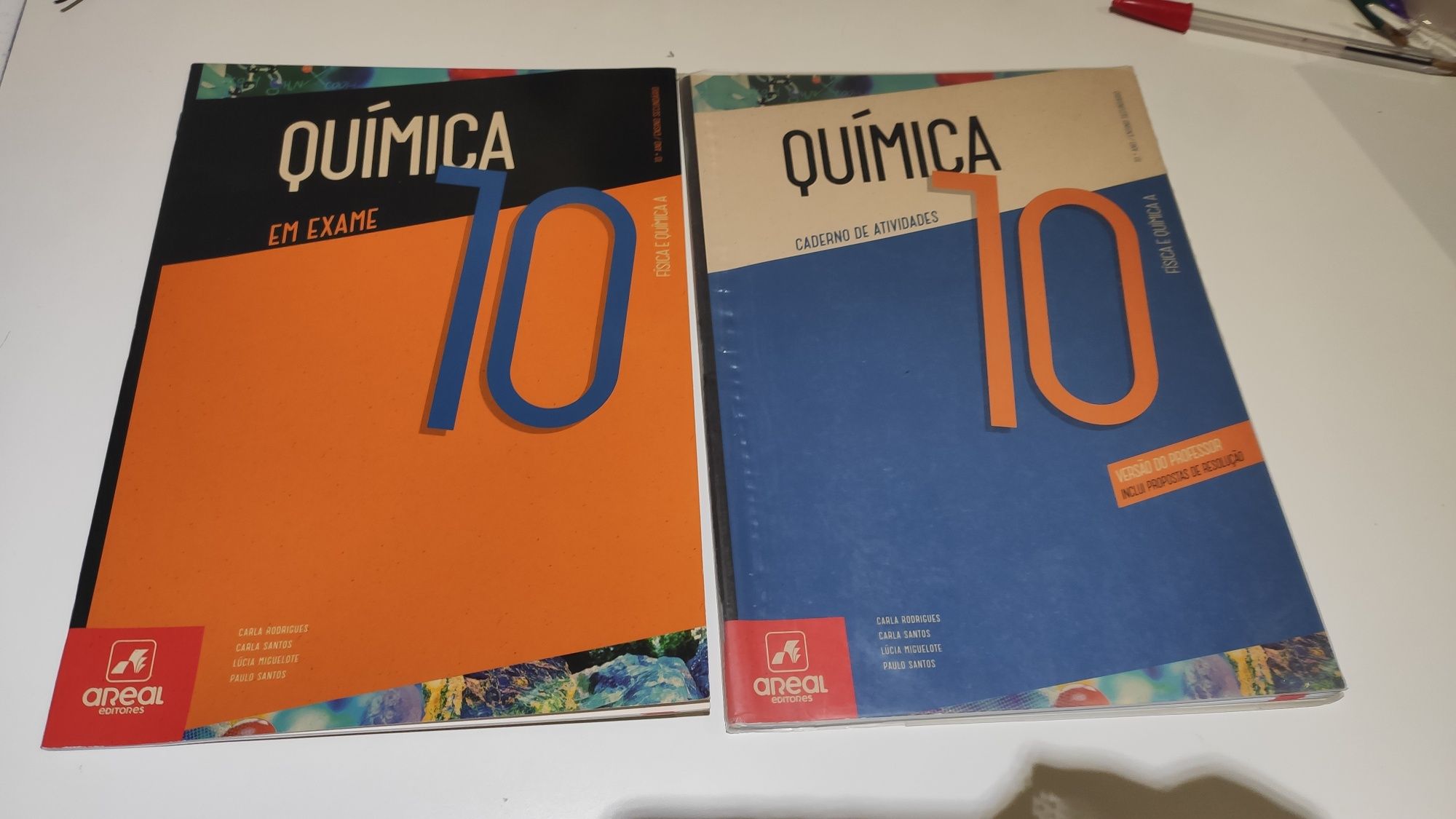 Livros escolares 10º ano