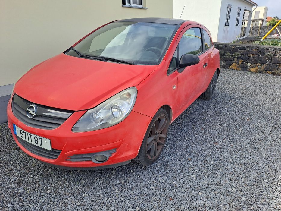 Opel corsa black edition
