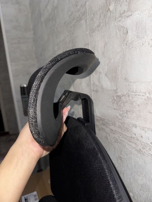 Крісло офісне Mark Adler