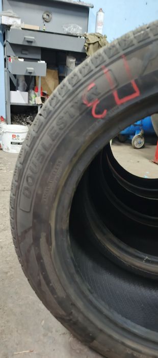 Зимова гума R 27 215/55