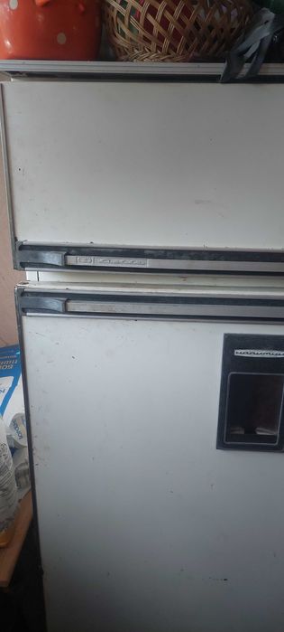 Холодильник ока 6. Надійна якість, 150см.