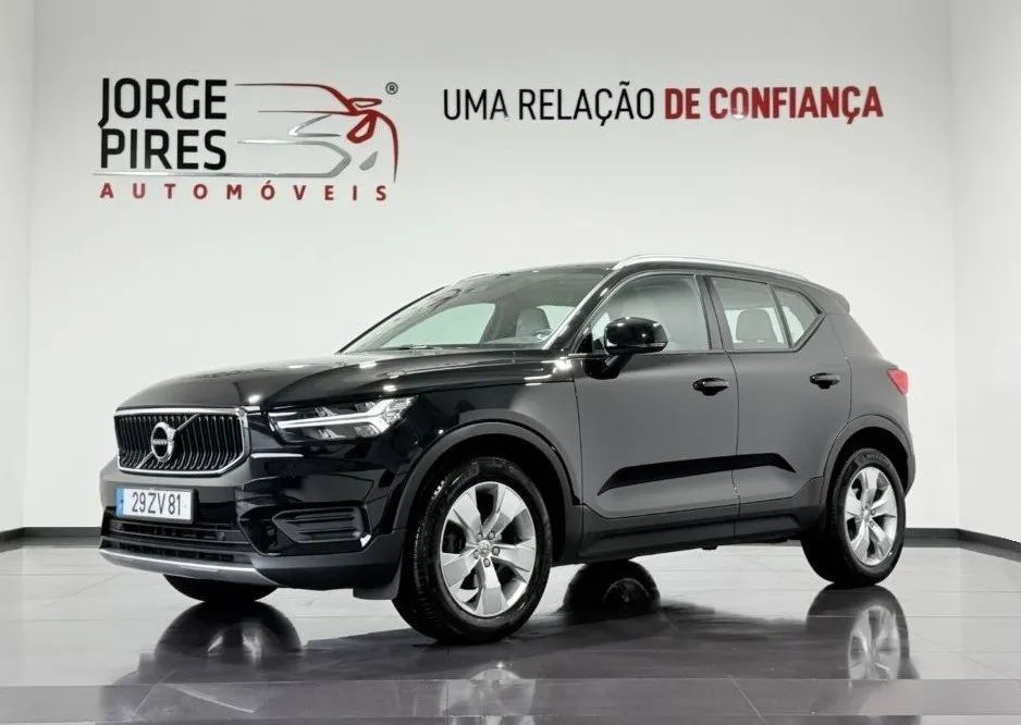 Volvo XC 40 2.0 D3 Momentum Plus